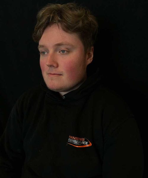 Fredrik Hovde, Rørlegger hos Hansens Rørservice